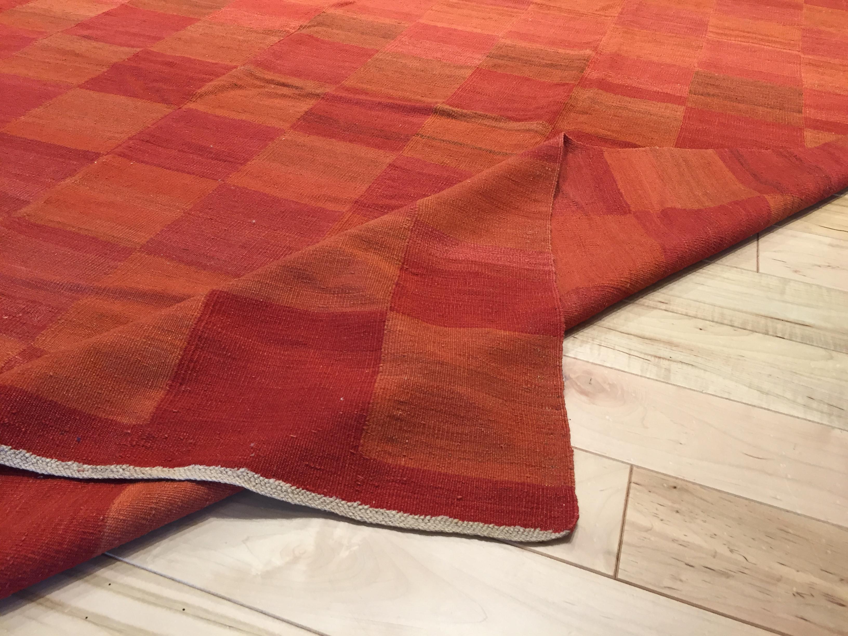 red detail
