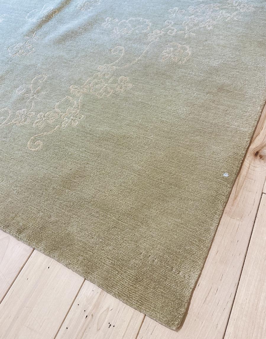 green detail