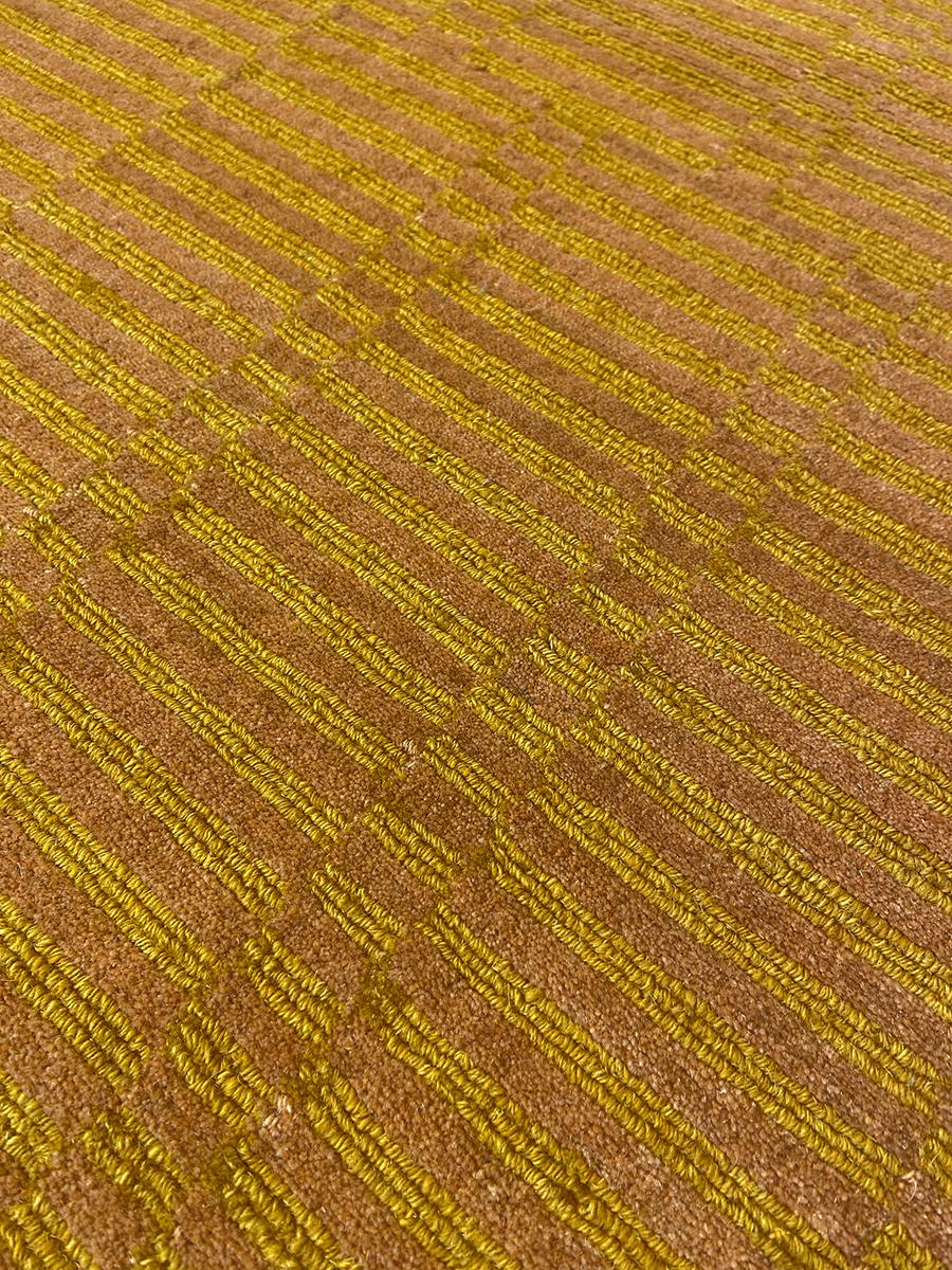 orange detail