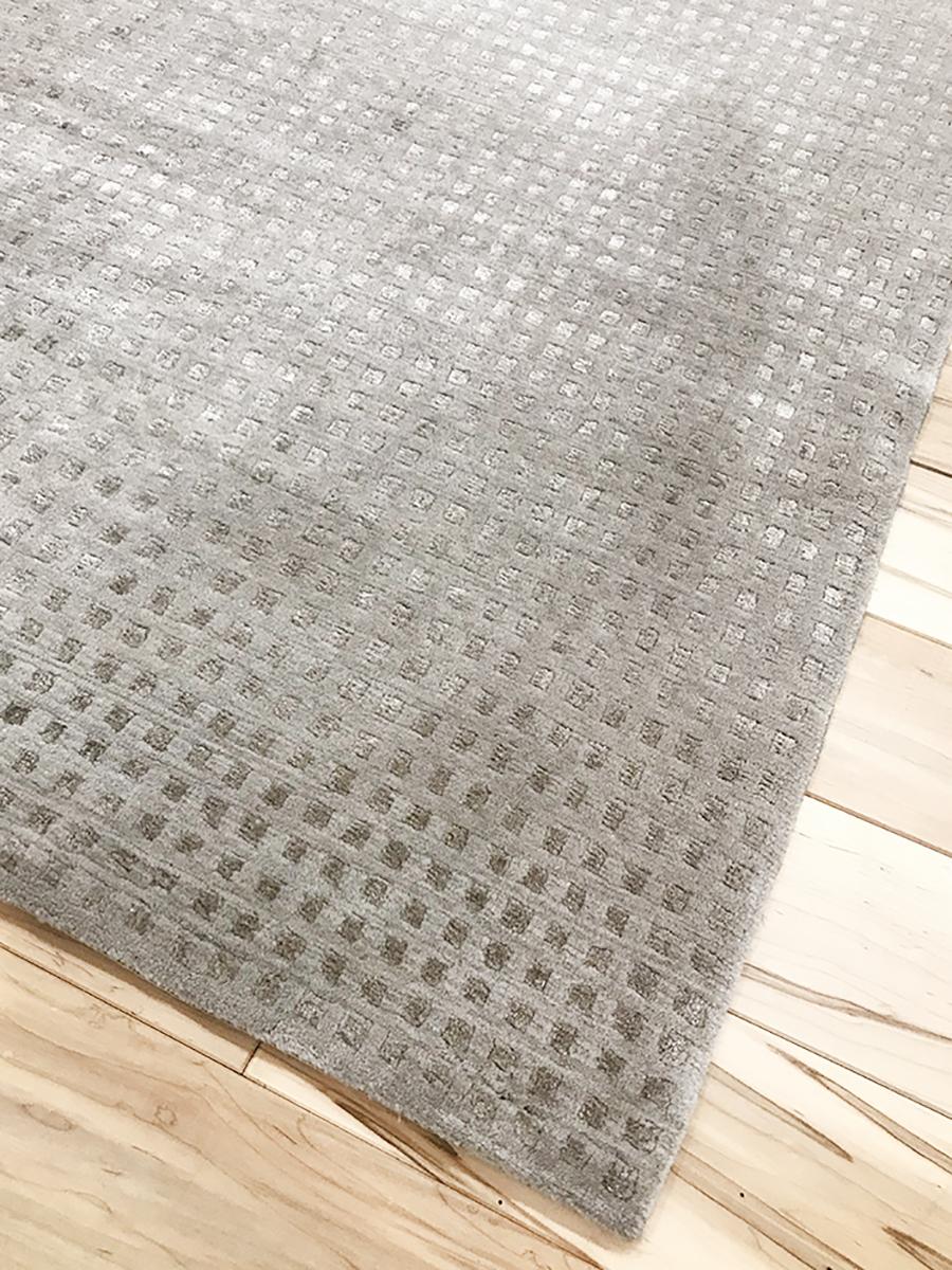 dusty gray detail