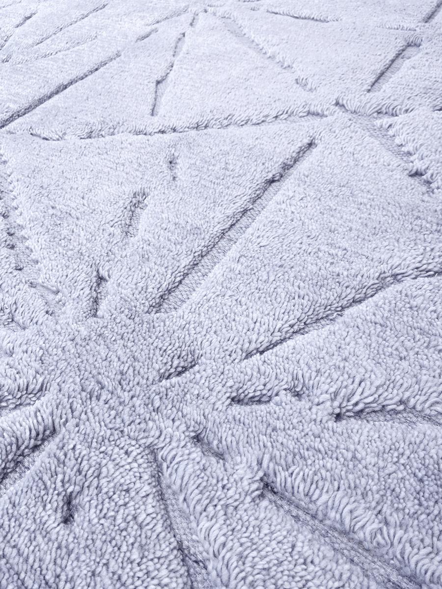 lavender ice detail