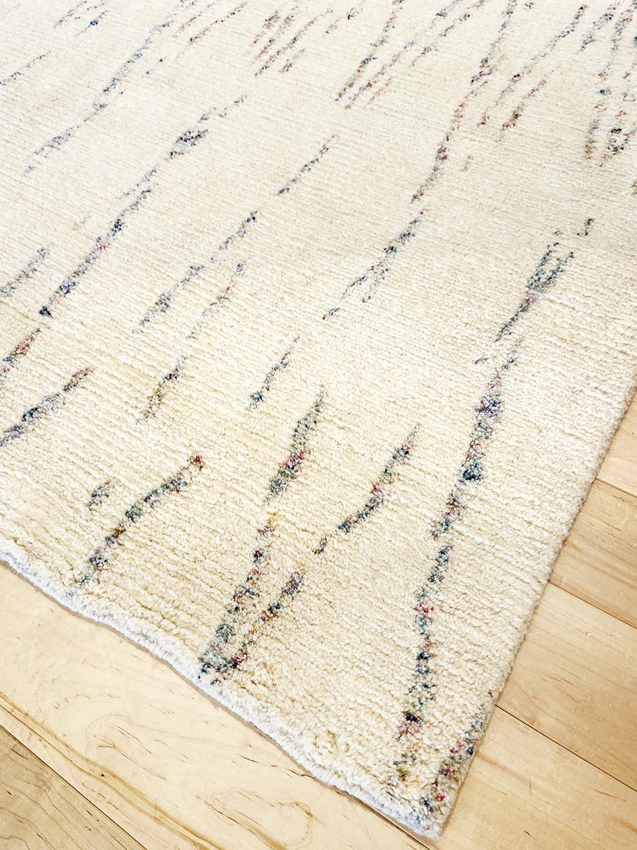 beige detail